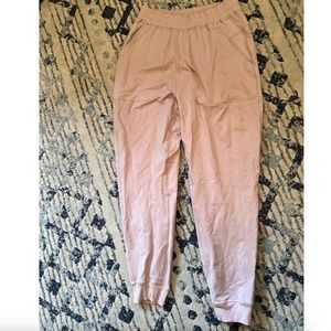 Lululemon jogger sweatpants size 8